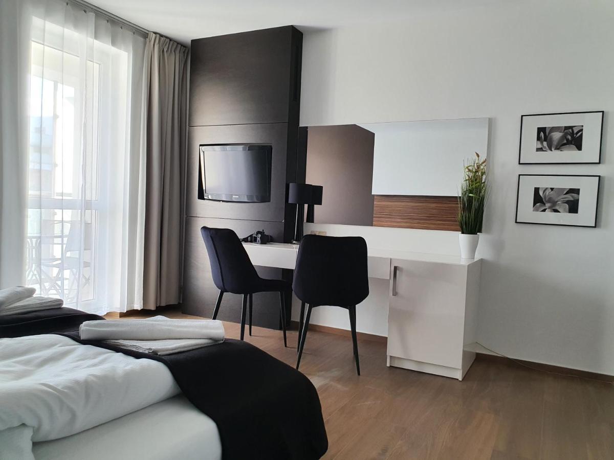Prywatny Apartament W Hotelu Diva Spa コウォブジェク エクステリア 写真