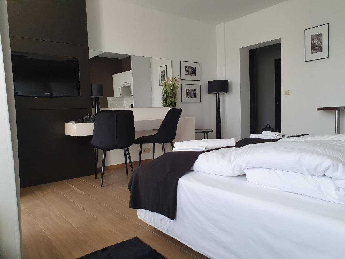 Prywatny Apartament W Hotelu Diva Spa コウォブジェク エクステリア 写真